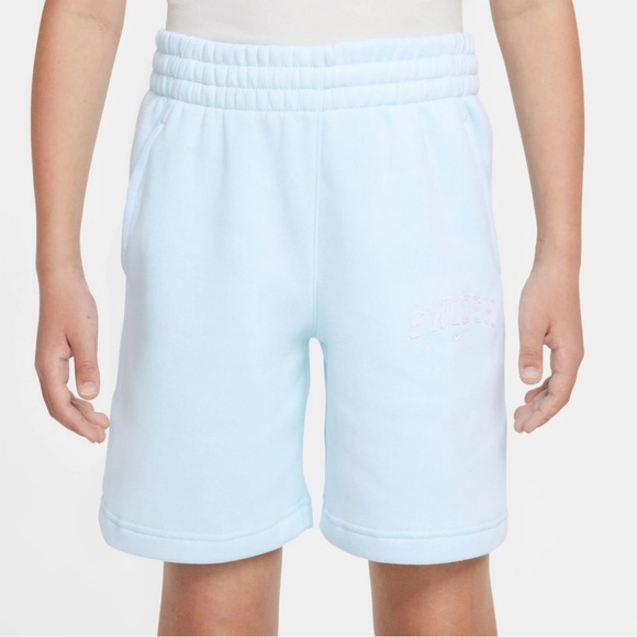 Nike Girls Size Medium Sportswear Club Shorts - Picture 2 of 6